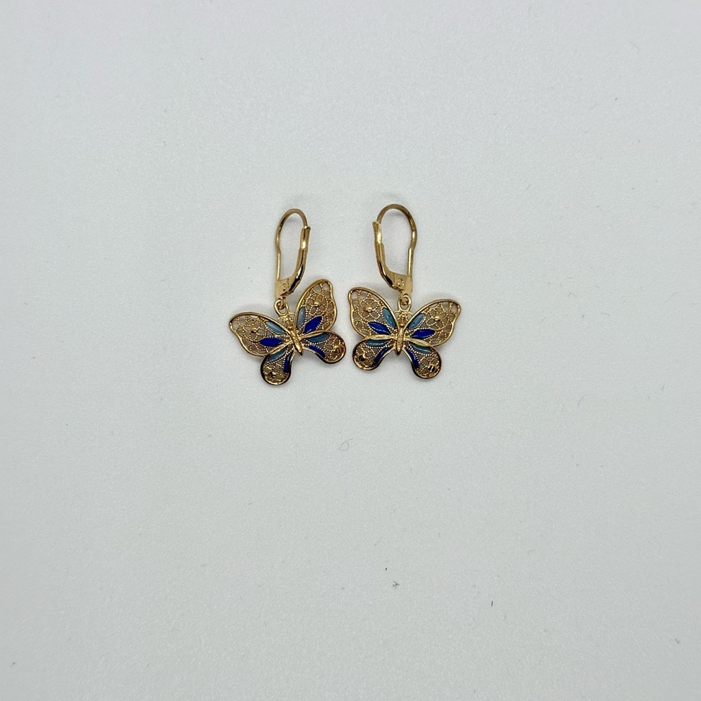 Elegant Gold Butterfly Earrings